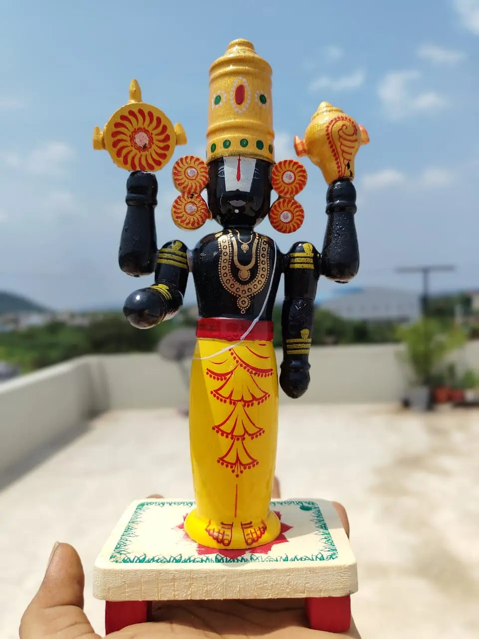 STANDING LORD VENKATESWARA(BALAJI)
