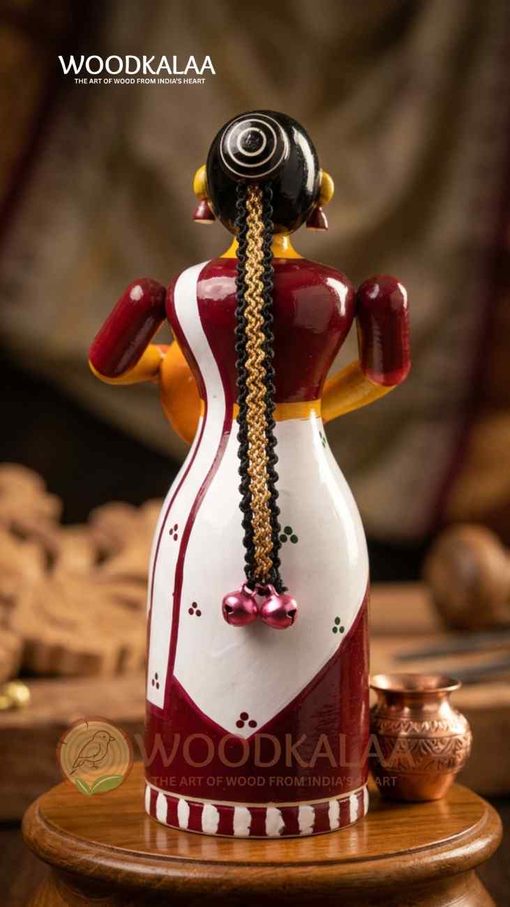 WOODEN VILLAGE LADY WITH POT