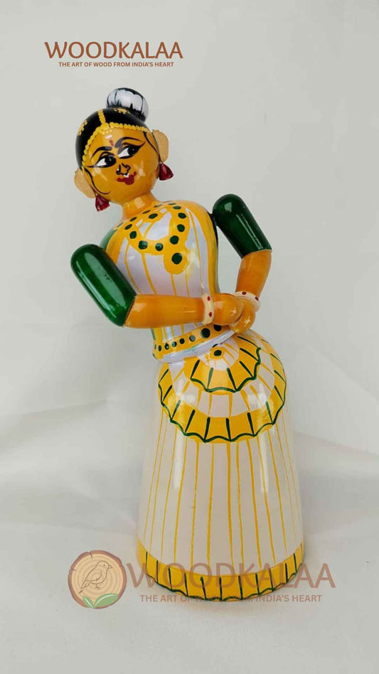 DANCING KERALA KUTTI